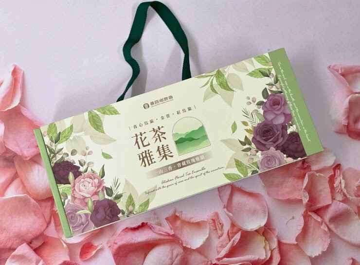 番路鄉農會輔導茶農加入產銷履歷,由農會做集團驗証,確保產地來源與用藥安全,更與在地之花農「曙光玫瑰莊園」合作,將番路鄉阿里山100%手採產銷履歷驗証茶葉(阿里山青心烏龍茶、阿里山小葉種紅烏龍、阿里山金萱茶)與食用玫瑰花,開發三款方便即時沖泡飲用的阿里山玫瑰花茶,提供消費者簡約便捷的沖泡方式和輕鬆自在的喝茶體驗。