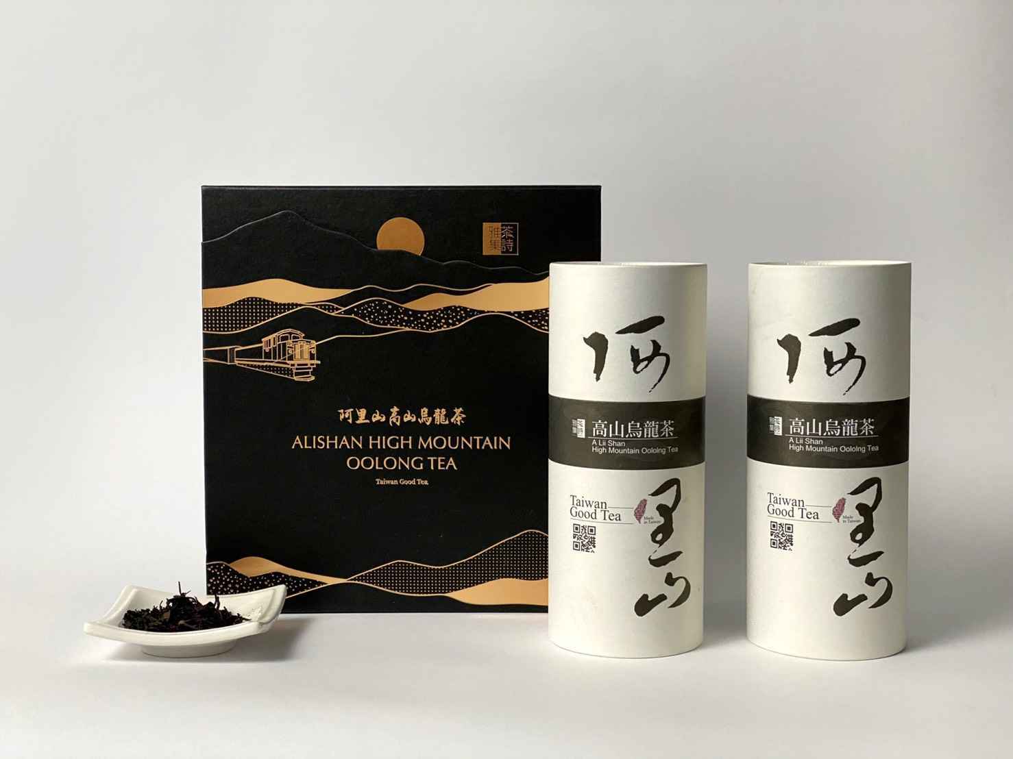 中埔鄉農會所推出的阿里山高山茶，乃是採集阿里山高海拔良質茶樹樹種所生長幼嫩茶葉，由本鄉製茶專家所製作，通過農藥殘留檢測標準，層層把關，經嚴格審查通過，方能上市。是消費者眼中物超所值的阿里山高山茶。