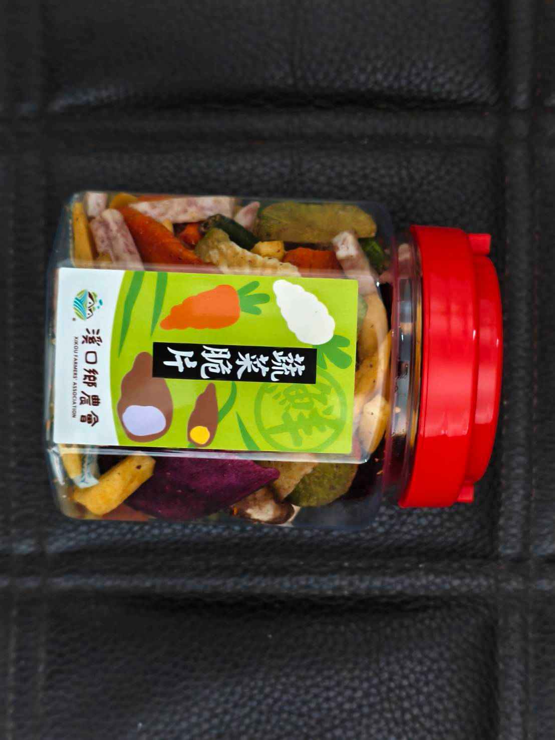以真空低溫澎化技術製造，非傳統高溫油炸；皆為食物原形原色，沒有添加人工色素；無添加任何防腐劑，保留了蔬果的天然顏色、味道及營養；口感美味且酥脆全速產品。