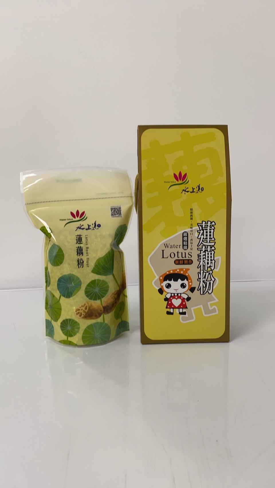 蓮藕粉原料是蓮藕，經由長時間及繁複的工作過程才能製作完成。中醫認為蓮藕粉具有開胃清熱、補氣養血的效果。實為夏日消暑解渴之良品。
